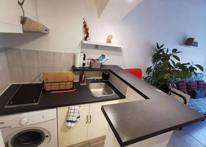 Daire Et Stationnement Offert Centre